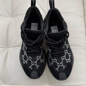 Black Sneakers with rhinestones Detailing